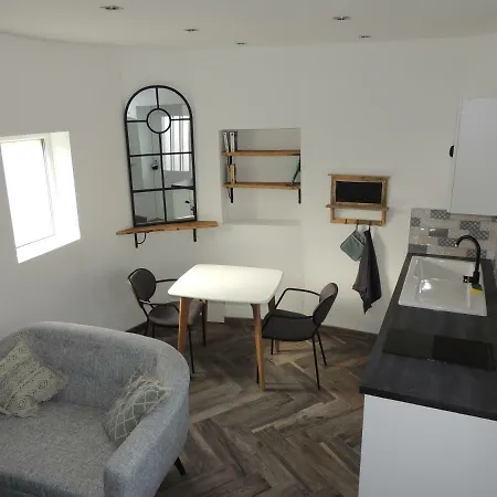 Du 101 فيلنوف داسك